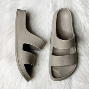 Old Navy Strappy Slide on Sandals Beige Grey Size 1